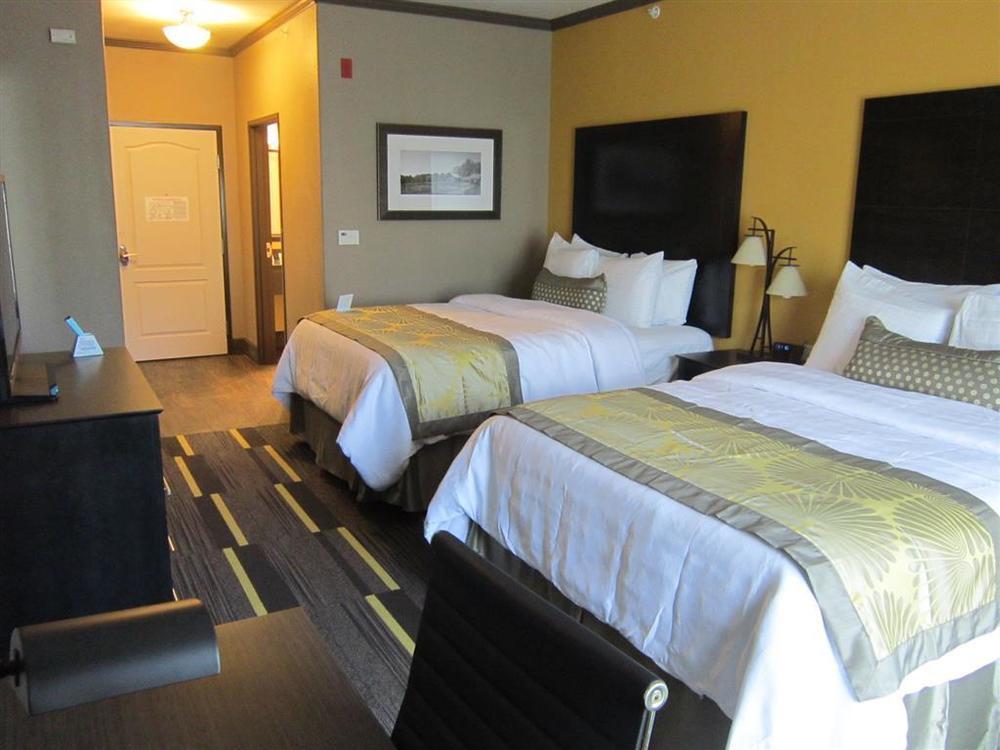 Best Western Plus Emerald Inn & Suites Garden City Rom bilde
