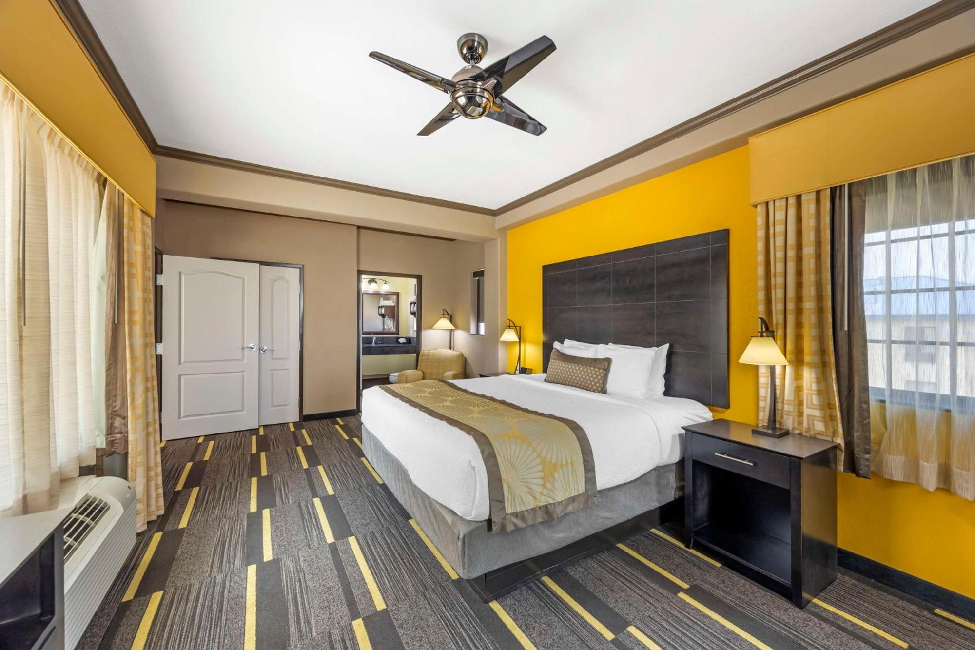 Best Western Plus Emerald Inn & Suites Garden City Eksteriør bilde