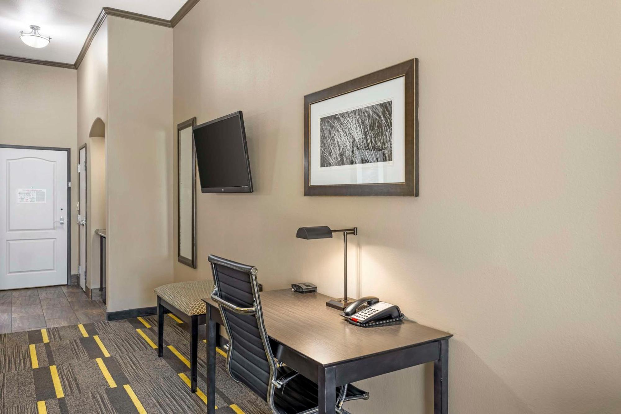 Best Western Plus Emerald Inn & Suites Garden City Eksteriør bilde