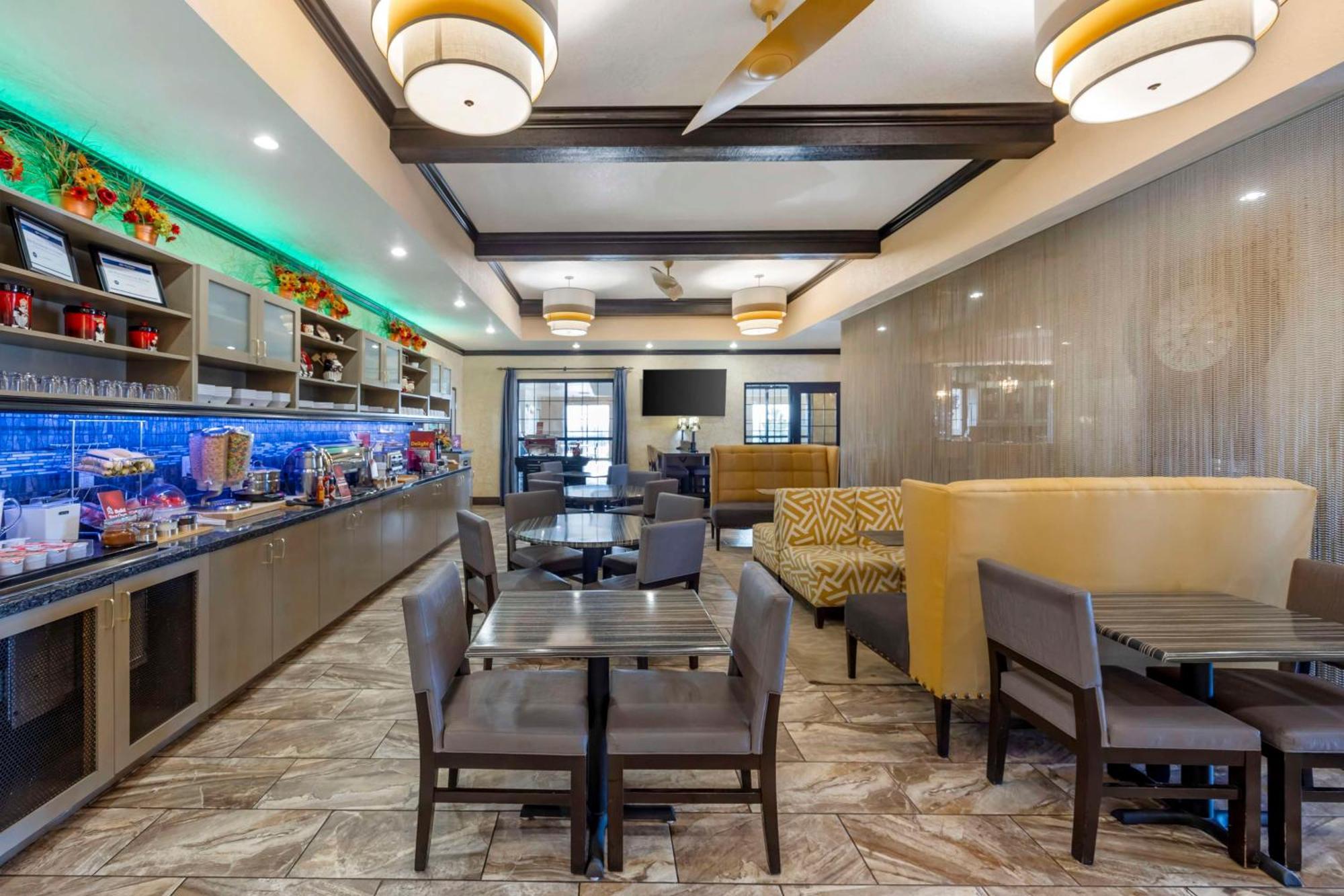 Best Western Plus Emerald Inn & Suites Garden City Eksteriør bilde